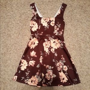 Floral zip up dress